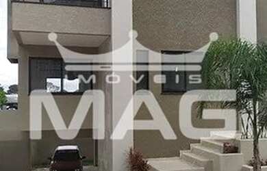 Imagem: A casa possui 4 Dormitórios, 1 Banheiro, 3 Vagas na garagem