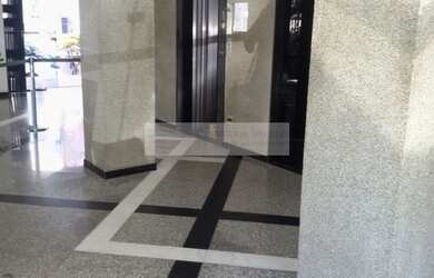 Imagem: O depósito possui 1 Vaga na garagem e 40m² de Área e está