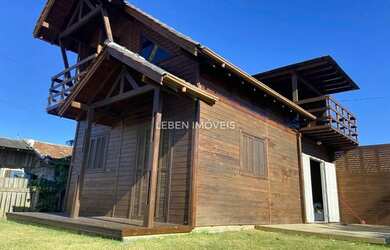 Imagem: A casa possui 2 Dormitórios, 1 Banheiro, 1 Vaga na garagem