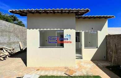 Imagem 1: Casa de esquina. 53m² de Área, 2 Vagas na garageme2 Dormitórios