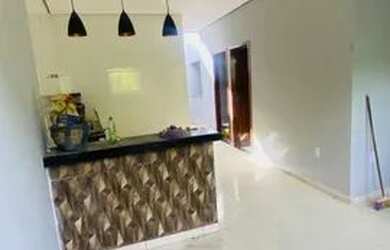 Imagem: O apartamento possui 2 Dormitórios, 1 Banheiro, 2 Vagas na