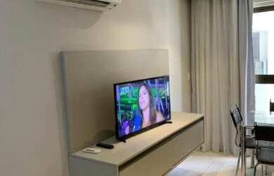 Imagem: O apartamento e possui 2 Dormitórios, Suítes, 1 Banheiro