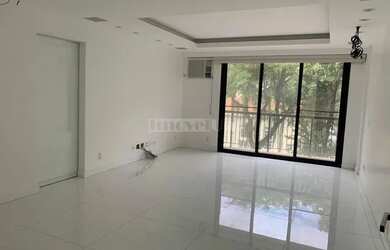 Imagem: O apartamento possui 3 Dormitórios, 4 Banheiros, 1 Vaga na