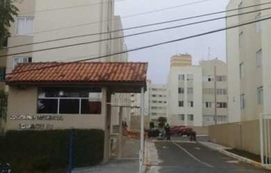 Imagem: O apartamento possui 3 Dormitórios, 1 Banheiro, 1 Vaga na garagem