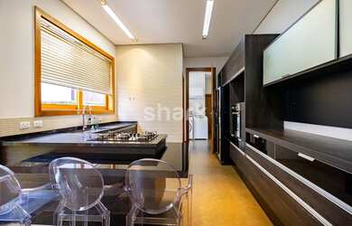 Imagem 15: Casa para venda e locação por R$ 5.800.000,00 ou R$ 35.000,00/mês em...