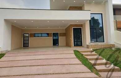 Imagem: A casa em condomínio possui 3 Dormitórios, 5 Banheiros, 4