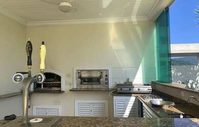 Imagem 11: Casa de Alto Luxo no Residencial Marina Guarujá