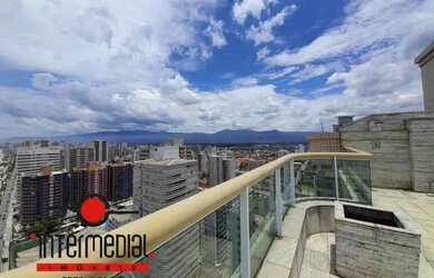 Imagem: O apartamento na cobertura possui 5 Dormitórios, 5 Banheiros