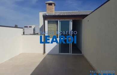 Imagem: O apartamento na cobertura possui 2 Dormitórios, 1 Banheiro