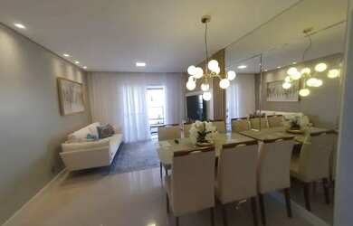 Imagem: O apartamento possui 3 Dormitórios, 1 Banheiro, 2 Vagas na