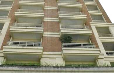 Imagem: O studio para alugar possui 1 Dormitório, 1 Banheiro, 1 Vaga