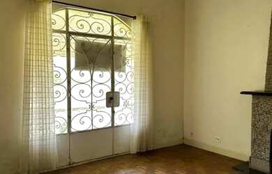 Imagem 10: Casa à venda com 1050,00m² e 4 quartos sendo 3 suítes, em Valparaíso, Petrópolis - RJ