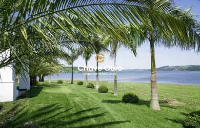 Imagem: O terreno possui 2741m² de Área e está localizado em Itaipu