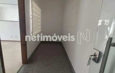 Imagem: O depósito possui 130m² de Área e está localizado em Lourdes