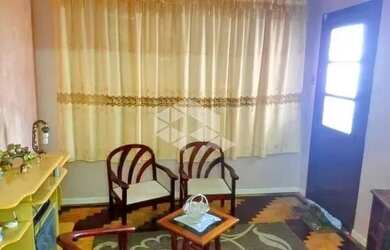 Imagem 3: Casa com 03 dormitórios à venda no bairro Nossa Senhora do Perpétuo Socorro em Santa Maria