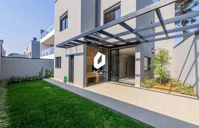 Imagem: A casa em condomínio possui 4 Dormitórios, 5 Banheiros, 4