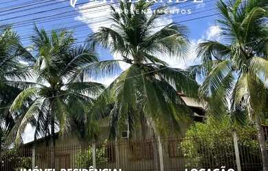 Imagem: A casa possui 5 Dormitórios, 2 Banheiros, 4 Vagas na garagem