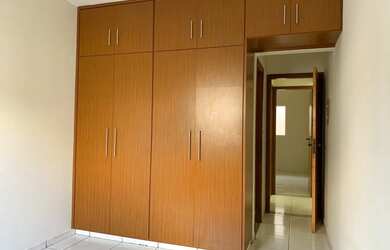 Imagem 4: Casa Bairro Santa Monica. 2 Vagas na garageme3 Dormitórios