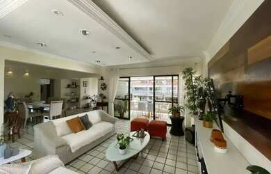 Imagem: O apartamento possui 4 Dormitórios, 4 Banheiros, 2 Vagas na