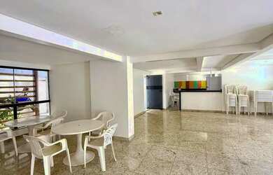 Imagem 4: Imóvel para aluguel com 240 metros quadrados com 4 quartos em Ponta Verde...