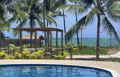 Imagem: O terreno possui 429m² de Área e está localizado em Porto