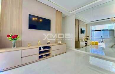 Imagem: O apartamento possui 2 Dormitórios, 2 Banheiros, 2 Vagas na