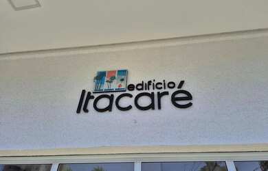 Imagem: O apartamento possui 2 Dormitórios, 2 Banheiros, 2 Vagas na