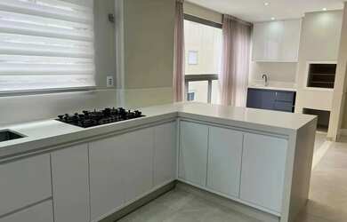 Imagem 14: Apartamento quadra mar com 3 suítes e 2 vagas de garagem em Itapema/SC