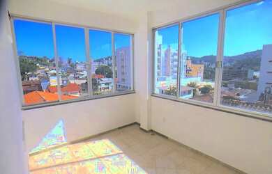 Imagem: O apartamento possui 1 Dormitório, 1 Banheiro, 18m² de Área