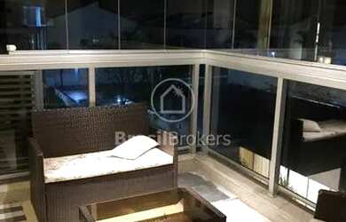 Imagem: O apartamento na cobertura possui 3 Dormitórios, 2 Banheiros