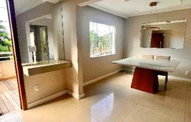 Imagem: A casa possui 3 Dormitórios, 4 Banheiros, 1 Vaga na garagem