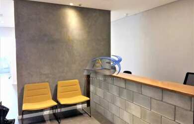 Imagem: O depósito possui 3 Vagas na garagem, 100m² de Área e está