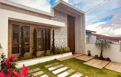 Imagem: A casa em condomínio possui 2 Dormitórios, 1 Banheiro, 2 Vagas