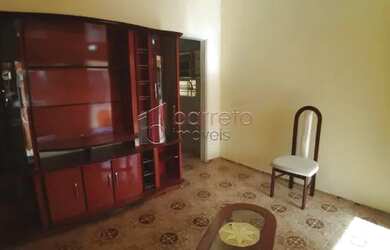 Imagem 2: Casa Padrão em Jundiaí. Varanda, 137m² de Área, 2 Vagas na garageme2...