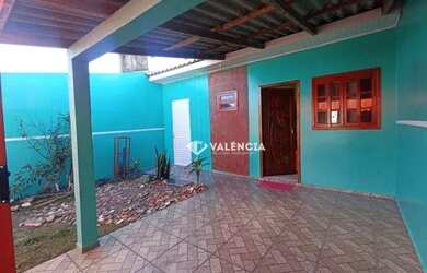 Imagem: A casa possui 1 Dormitório, 1 Banheiro, 1 Vaga na garagem