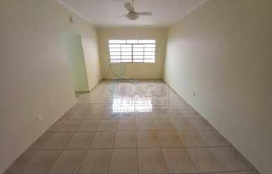 Imagem: A casa possui 3 Dormitórios, 5 Banheiros, 4 Vagas na garagem