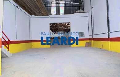 Imagem: O depósito possui 537m² de Área e está localizado em Santa