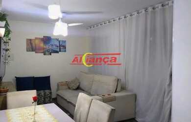 Imagem: O apartamento possui 3 Dormitórios, 1 Banheiro, 1 Vaga na garagem