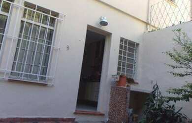 Imagem 3: Casa de vila com portão ao lado da Faria Lima/Hélio Pellegrino