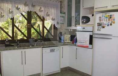 Imagem 6: Imóvel para venda possui 652 metros quadrados com 4 quartos em Santa...