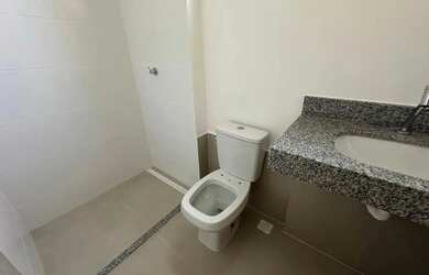 Imagem 8: Sobrado para venda tem 181 metros quadrados com 4 quartos