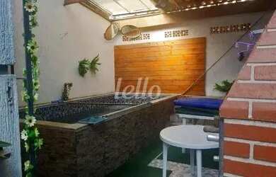 Imagem: A casa possui 4 Dormitórios, 2 Banheiros, 2 Vagas na garagem