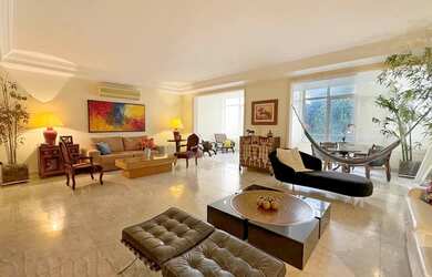 Imagem 2: COPACABANA, ESPAÇO, METRÔ, VERDE, ACHEI