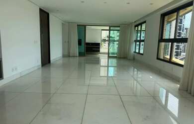 Imagem: O apartamento possui 4 Dormitórios, 4 Banheiros, 4 Vagas na