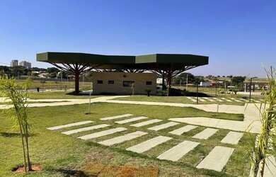 Imagem: O terreno possui 405m² de Área e está localizado em Jardim