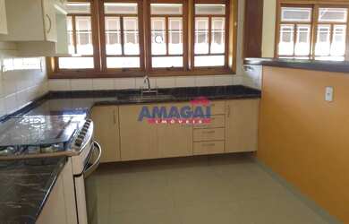 Imagem 13: Casa à venda em Jacareí em condomínio