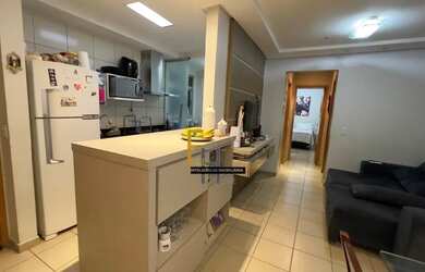 Imagem: O apartamento possui 2 Dormitórios, 2 Banheiros, 2 Vagas na