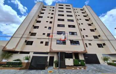 Imagem: O apartamento possui 3 Dormitórios, 1 Banheiro, 2 Vagas na