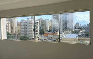 Imagem: O apartamento possui 3 Dormitórios, 1 Banheiro, 2 Vagas na