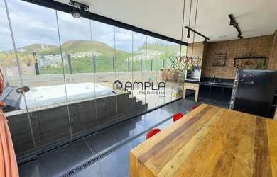 Imagem: O apartamento na cobertura possui 4 Dormitórios, 4 Banheiros